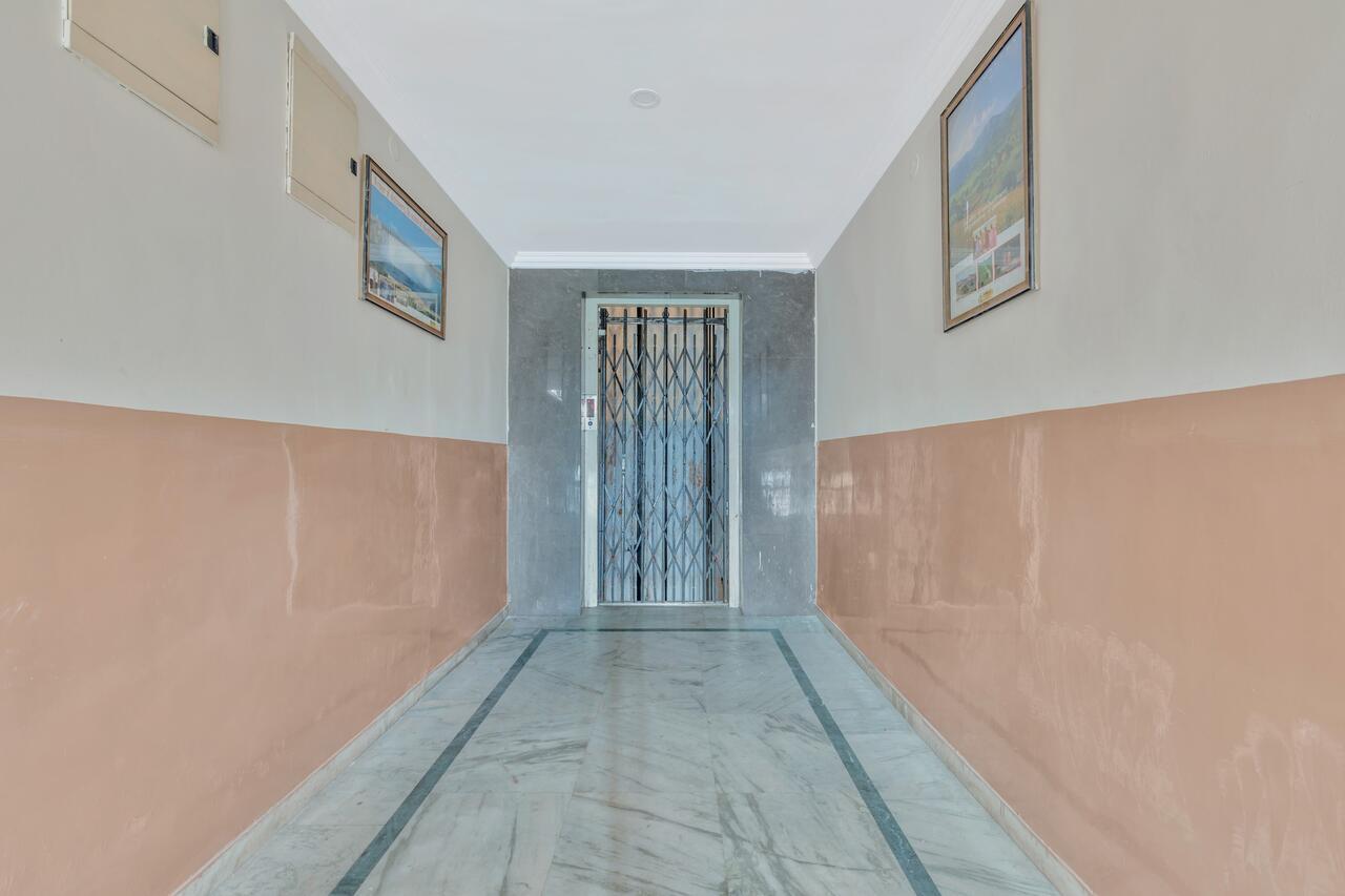 Oyo 11428 Hotel Krishna'S Residency Hyderabad Esterno foto